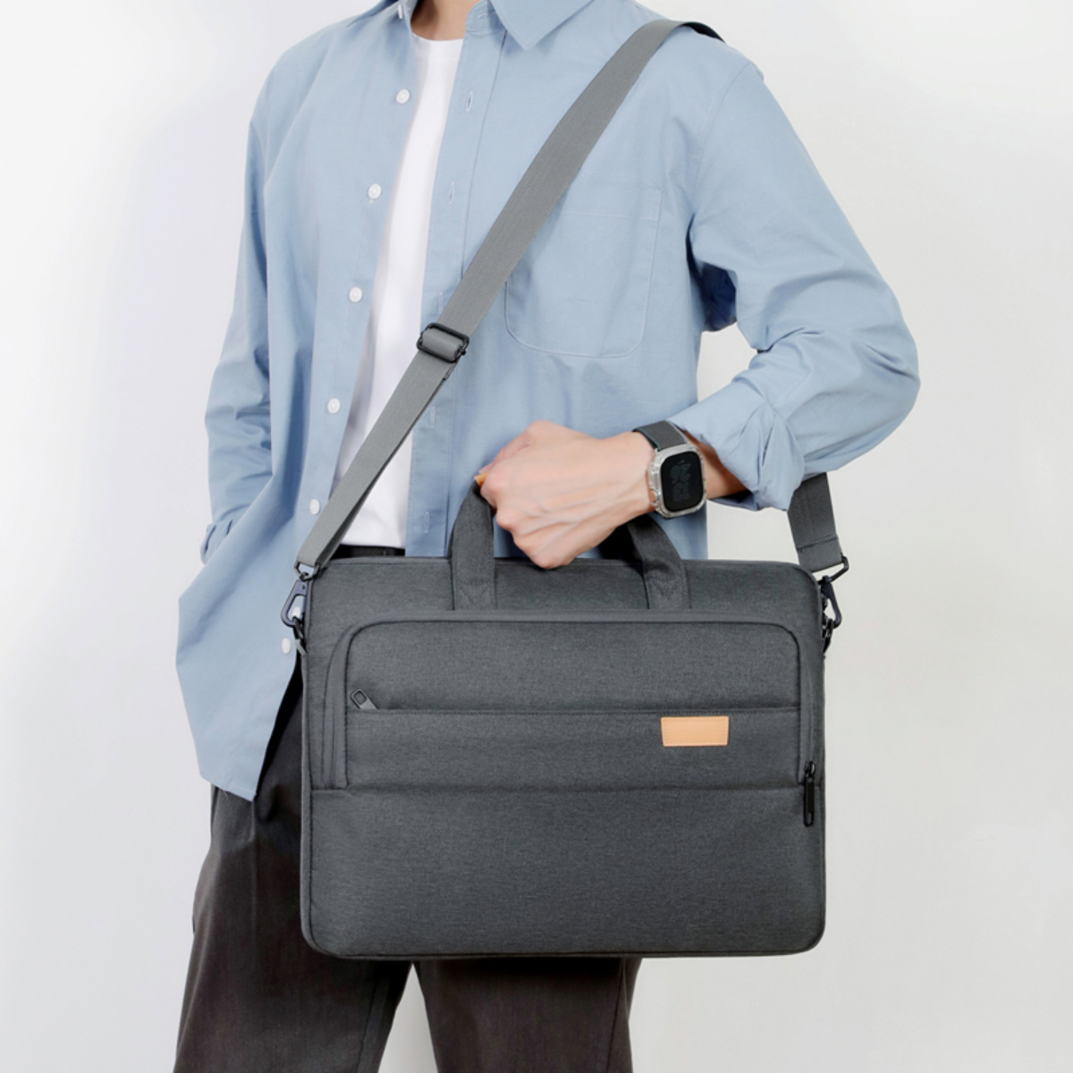 Laptop Backpack 15.6 - ラップトップバッグ サッチェル 救世主 R9000P エイリアン 16