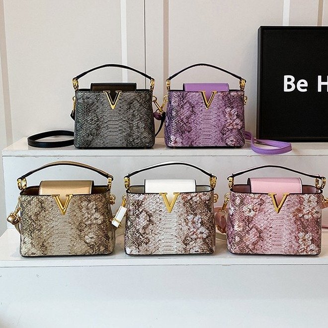 Backpack Diaper Bag - 高級ミニマリストユニークビジネスバックパック風大容量おむつバッグ、女性向けファッショナブルレザーデザイナートート