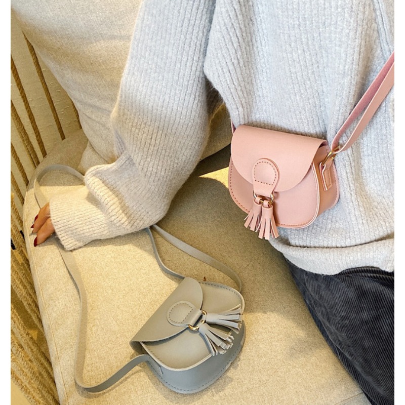 フックデザインミニキッズバッグ韓国風キュートプリンセスパース - Mini Backpack Purse のレビューと価格
