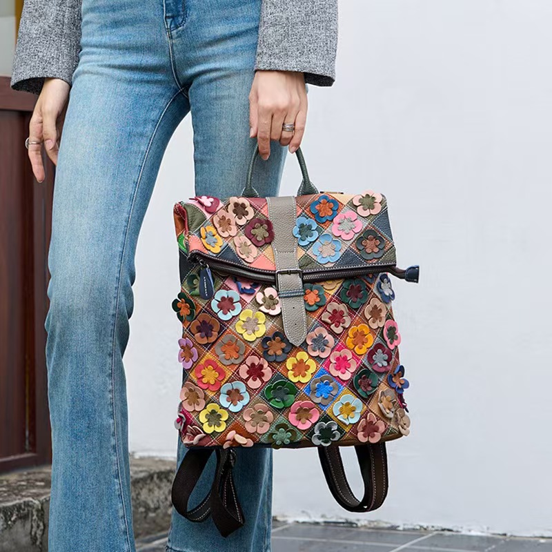 ヴィンテージ女性本革バックパックフラワーリアル牛革ショルダー - Fashion Backpack Women のレビューと価格