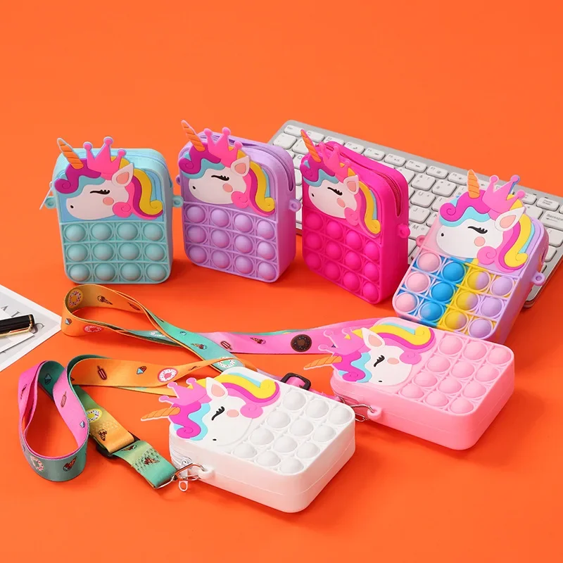 魔法の色が変わるユニコーン小銭入れ - 女の子用レインボーシ - Mini Backpack Purse のレビューと価格