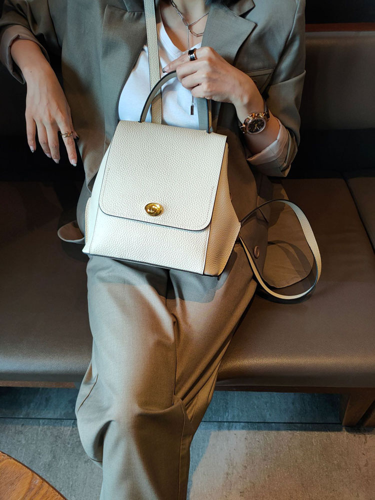 女性のためのカジュアルな本革のバックパック,ヴィンテージファ - Leather Backpack Vintage のレビューと価格